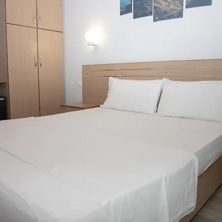 Number One Hotel 3*