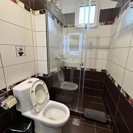 Ξενοδοχείο Number One 3*